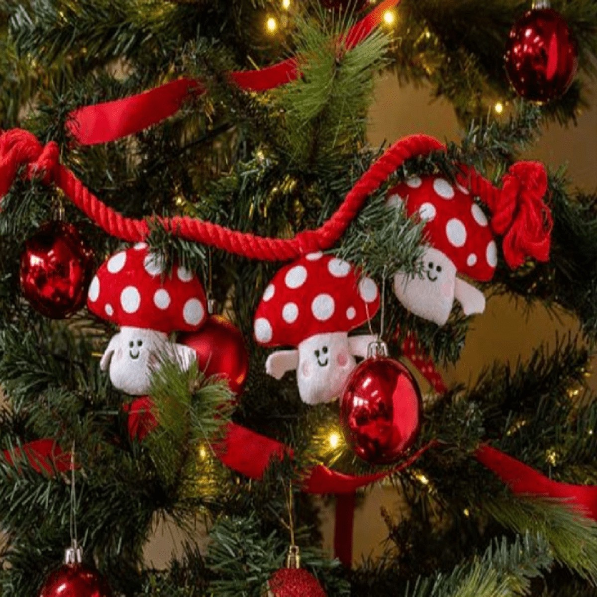 Zoon Tugga Shroomz Dog Toy